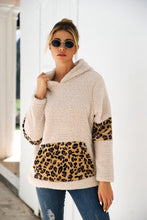 Cargar imagen en el visor de la galería, Sudaderas con capucha de suéter de leopardo de manga larga
