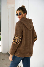 Cargar imagen en el visor de la galería, Sudaderas con capucha de suéter de leopardo de manga larga
