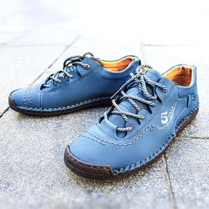 Zapatos de hombre hechos a mano vintage de alta calidad.